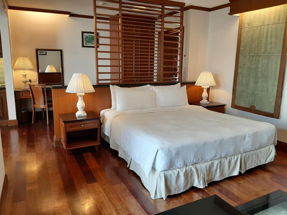 Wonderland Private Pool Villas At Port Dickson Exterior photo